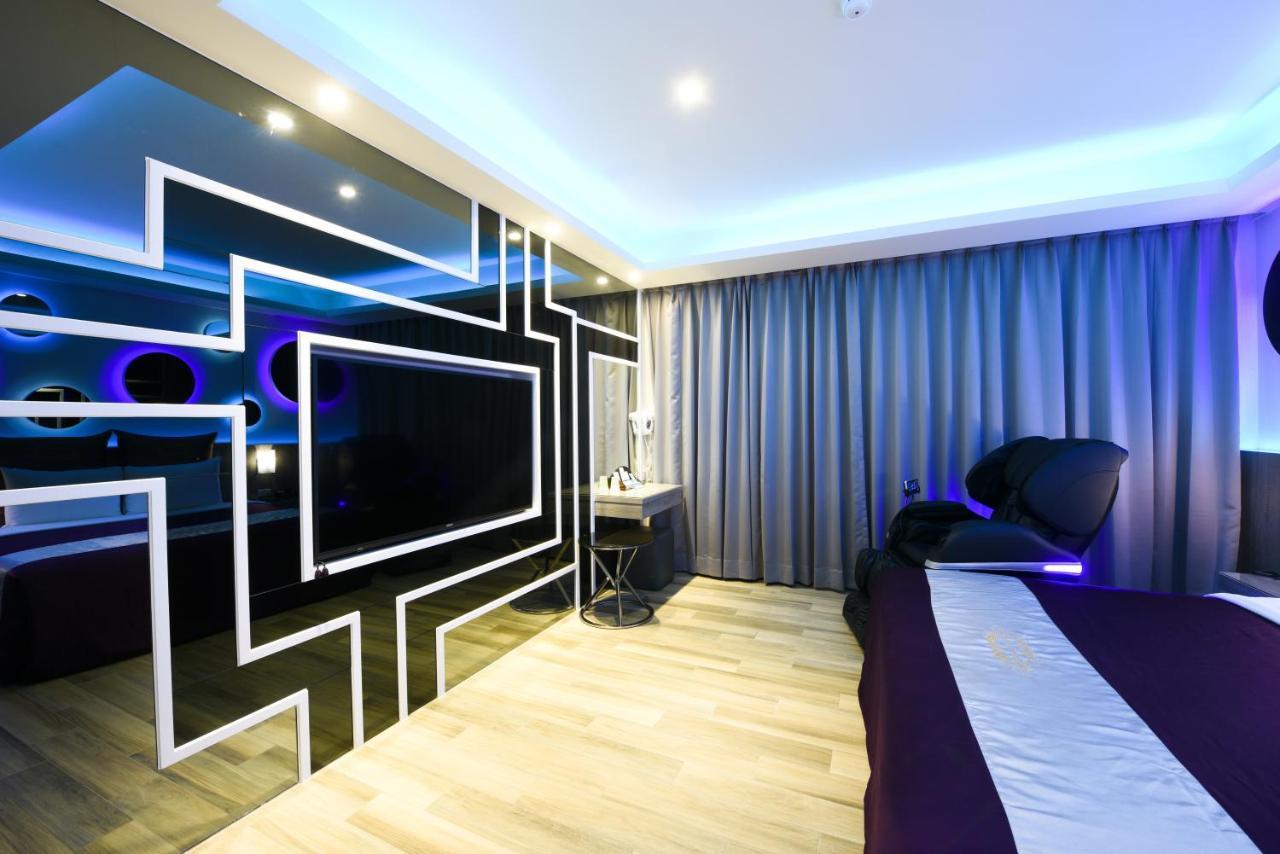 Zc Motel Taoyuan Bagian luar foto